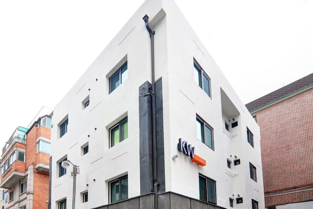 Hostel KW Sinsa Seoul Exterior foto